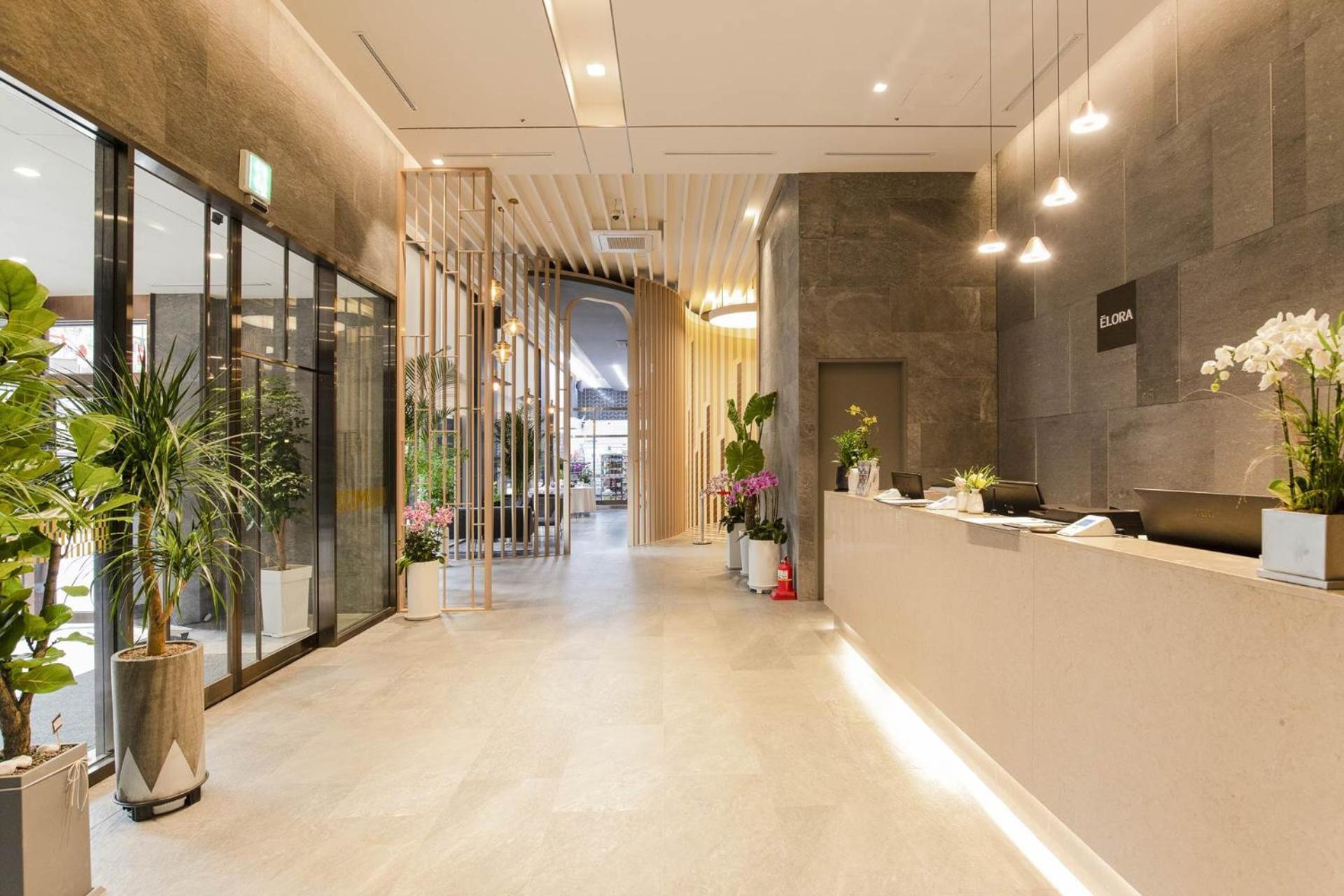 Hotel Elora ซูวอน ภายนอก รูปภาพ