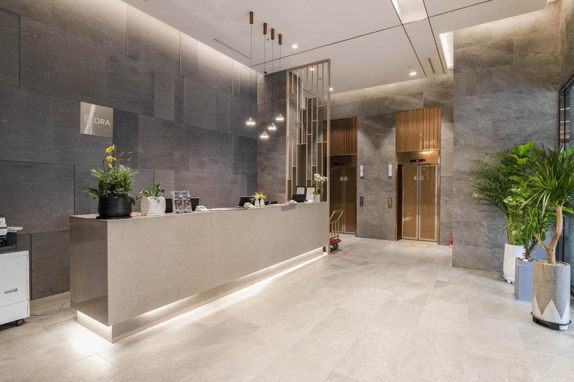 Hotel Elora ซูวอน ภายนอก รูปภาพ
